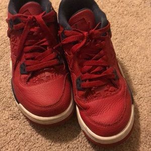 Jordan 4
